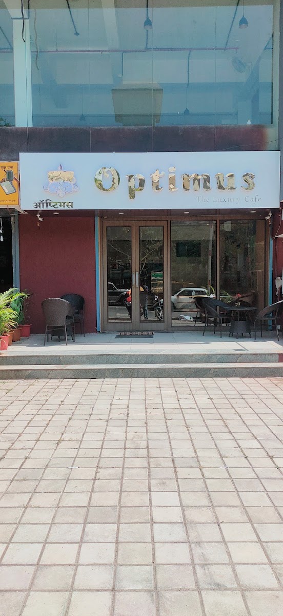 Optimus The Luxury Cafe